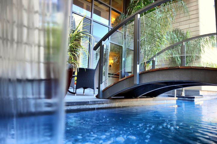 Pools & Facilities