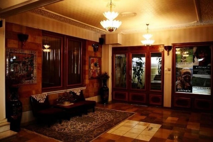 Hotel 2 of 7
