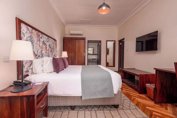 Room 17 of 59