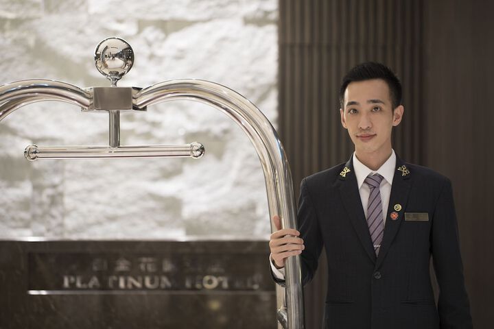 Concierge desk