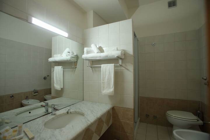 Room 40 of 57