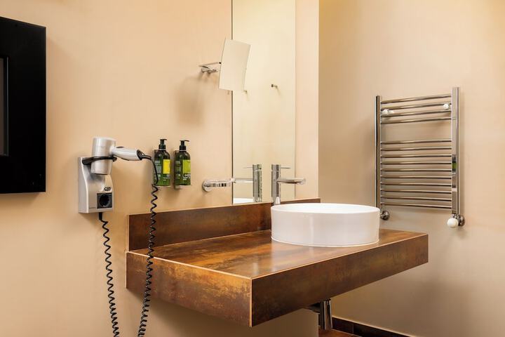 Bath Interior