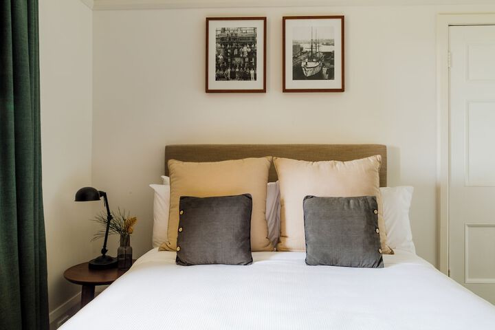 Room 14 of 74