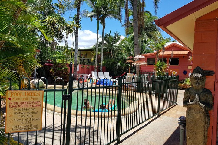 Pool 32 of 49