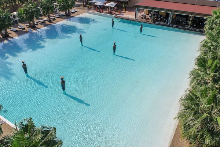 Pool 35 of 70
