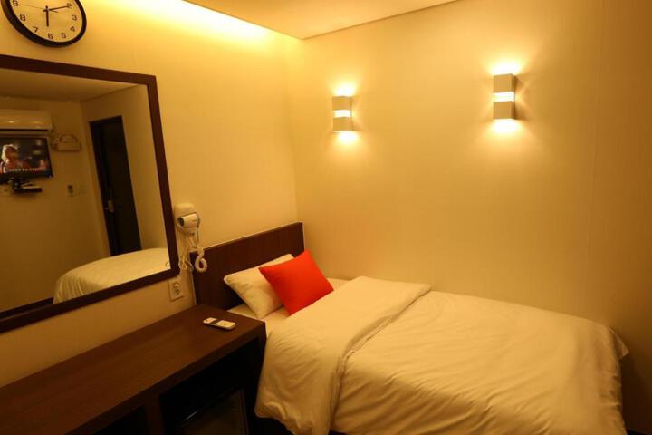 Photo 23