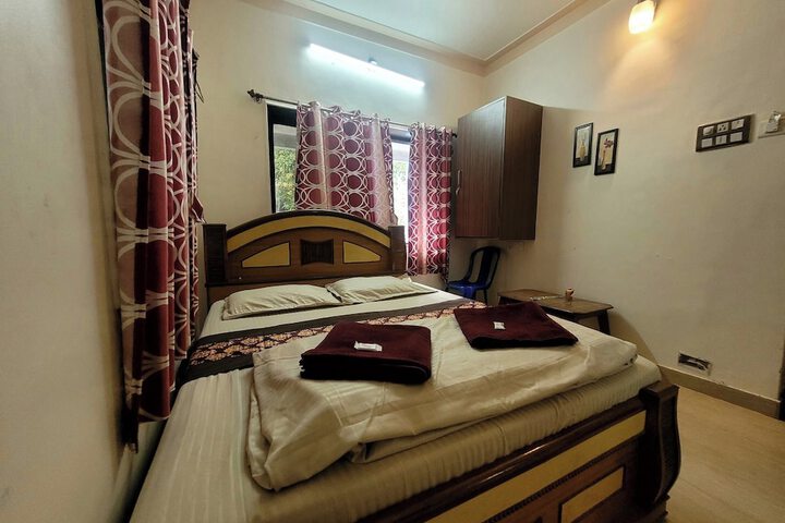 Room 33 of 47