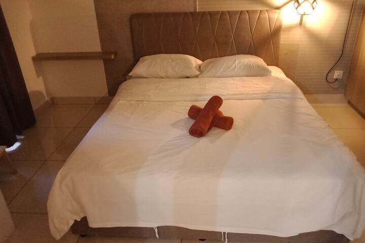 Room 15 of 96