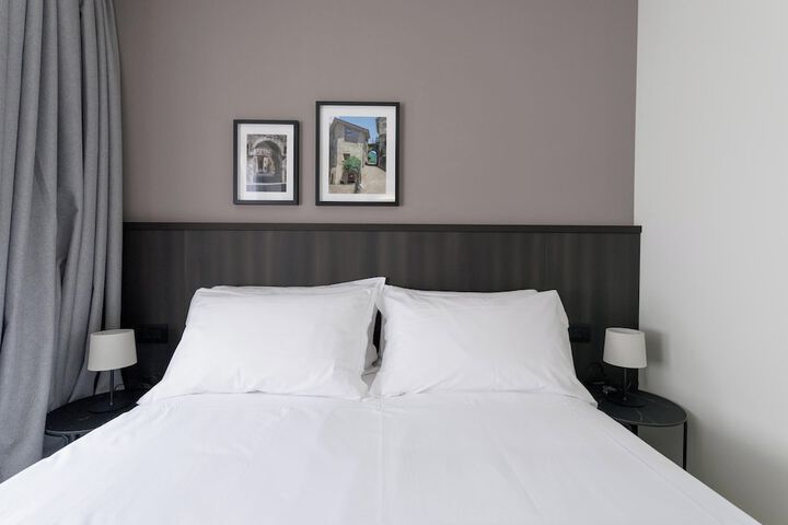 Room 40 of 106