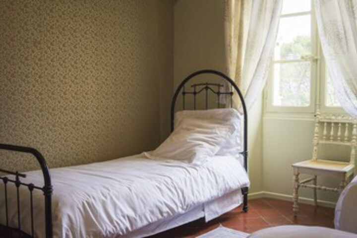Room 36 of 65