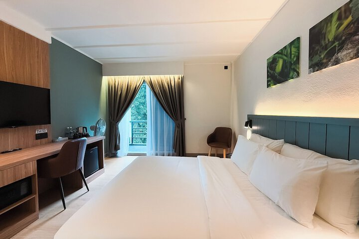 Room 14 of 64