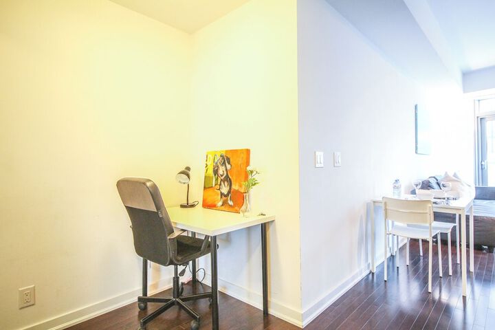 Room 14 of 273