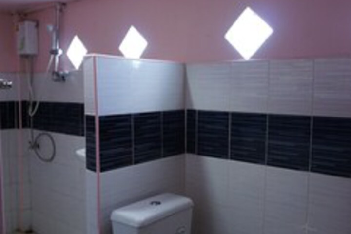 Room 2 of 25
