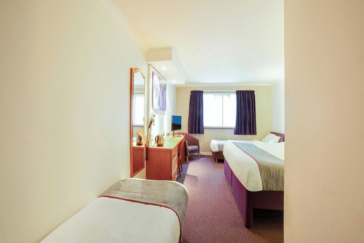 Room 29 of 68