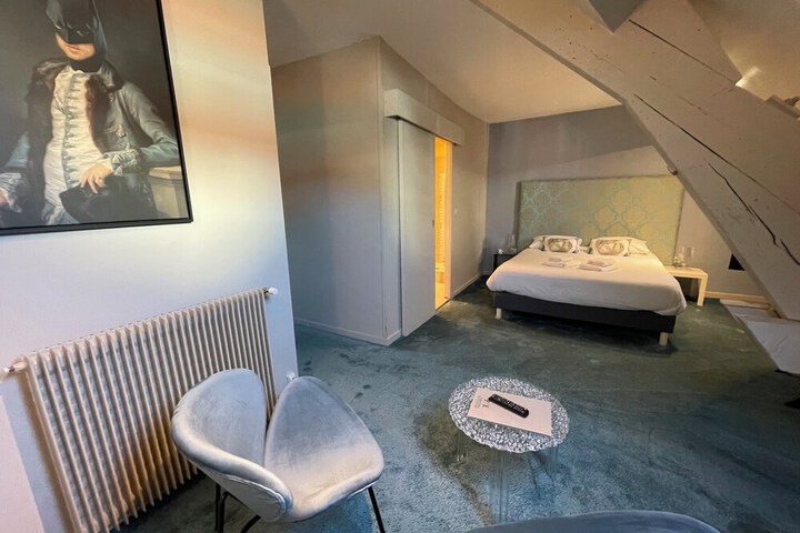 Room 6 of 41