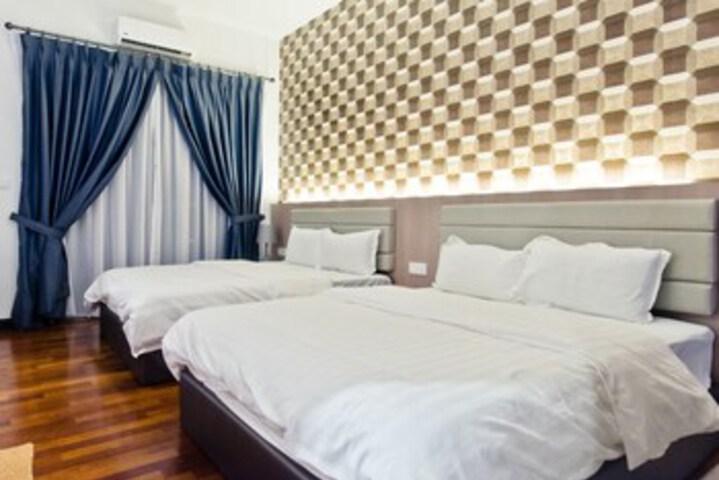 Room 46 of 60