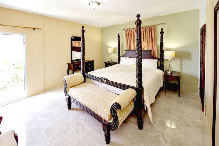 Room 5 of 40