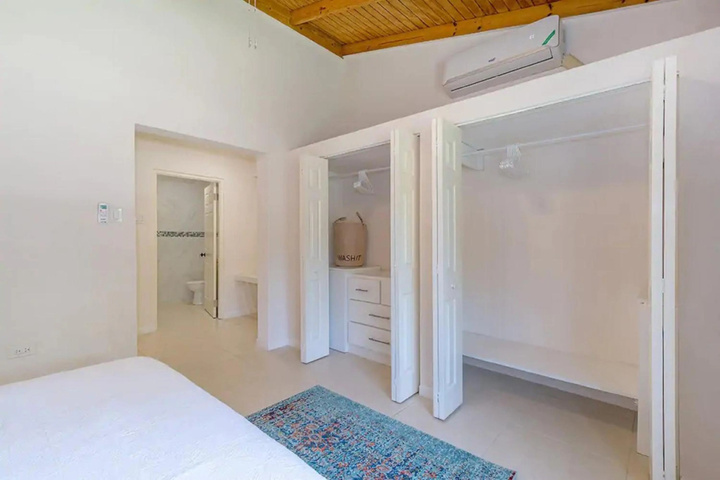 Room 2 of 16
