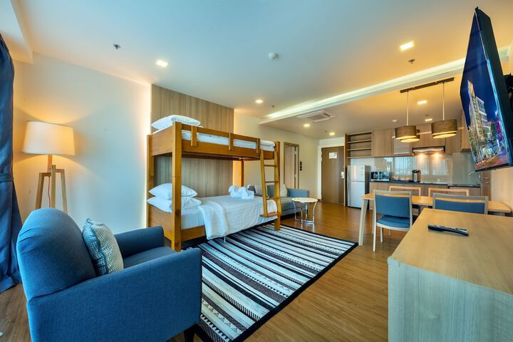 Room 37 of 169