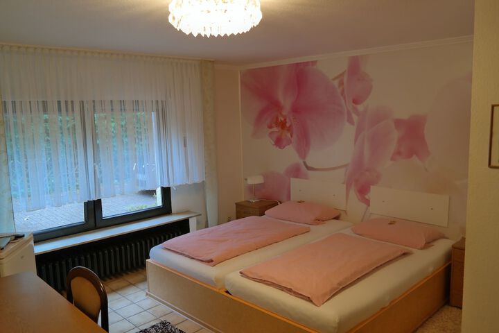 Room 3 of 34