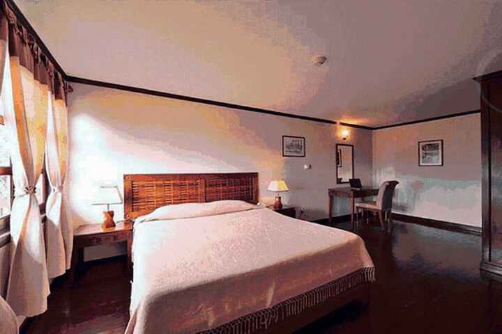 Room 7 of 36