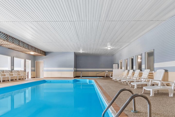 Pool 47 of 59