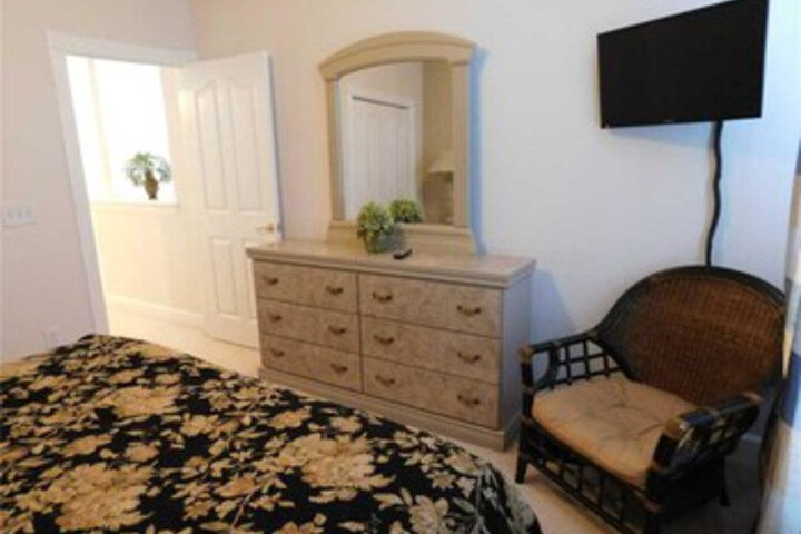Room 34 of 65