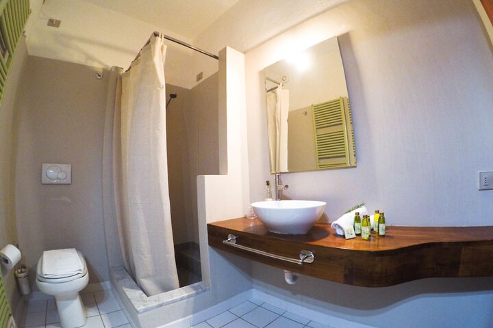 Room 132 of 175