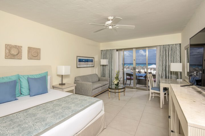 Room 4 of 113