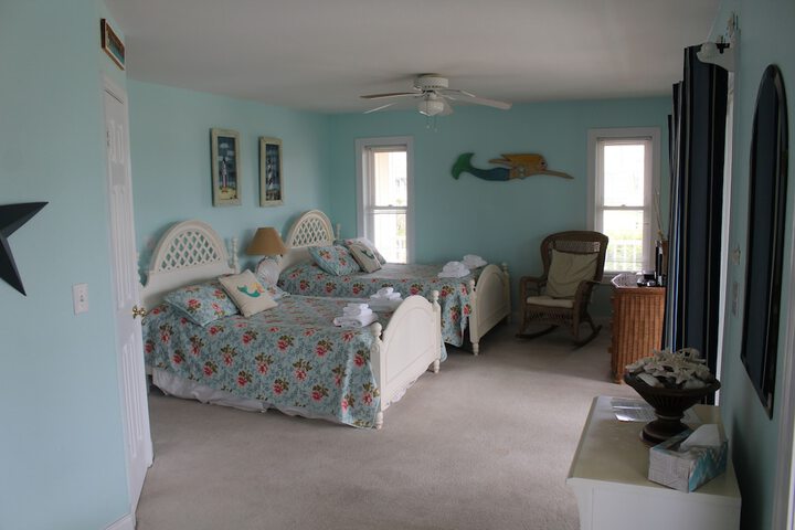 Room 10 of 61