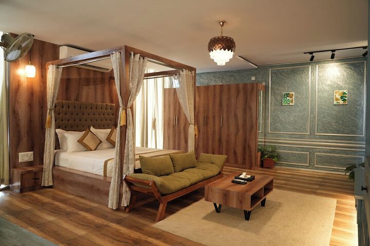 Room 31 of 51