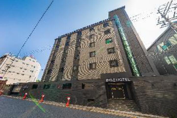 Hotel 4 of 23