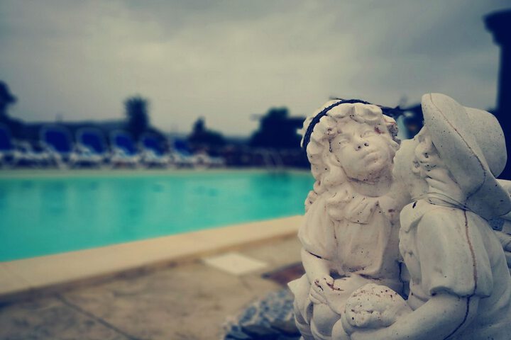Pools & Facilities