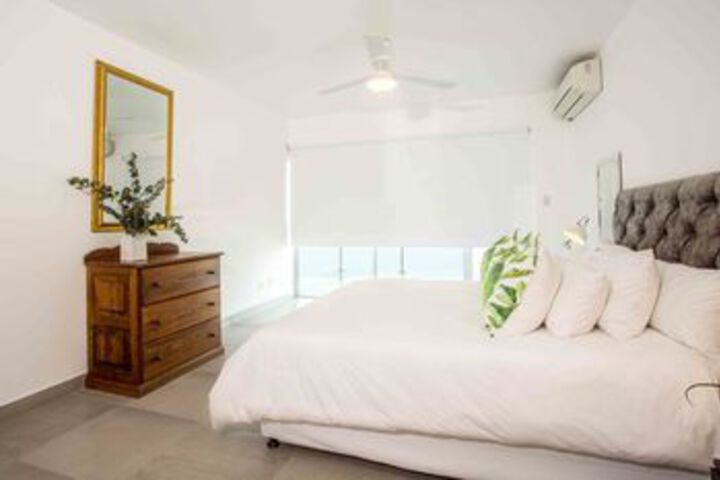 Hotel Interior 17 of 29