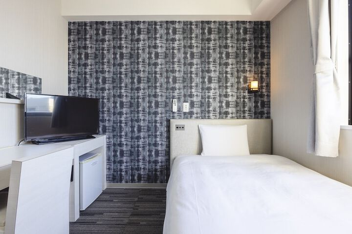 Room 19 of 62