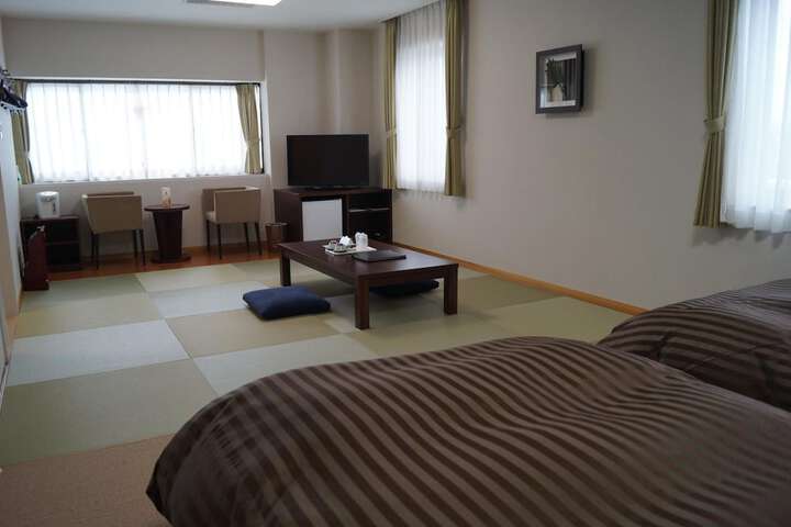 Room 18 of 47