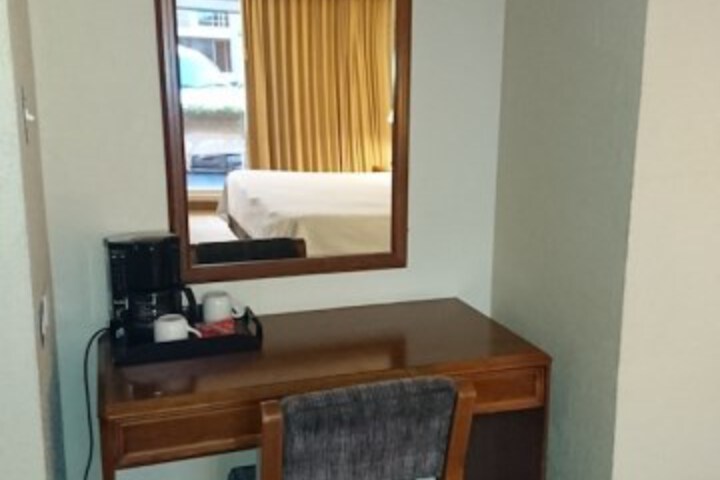 Room 12 of 57