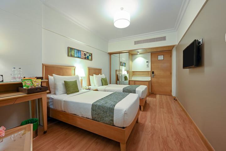 Room 48 of 110
