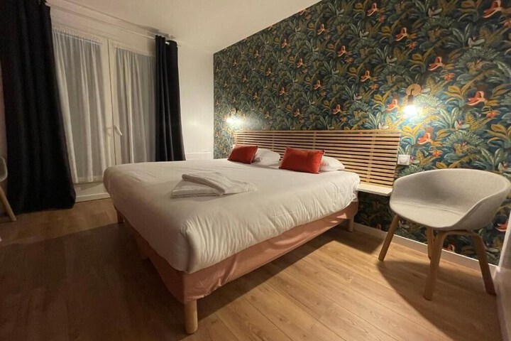 Room 14 of 51