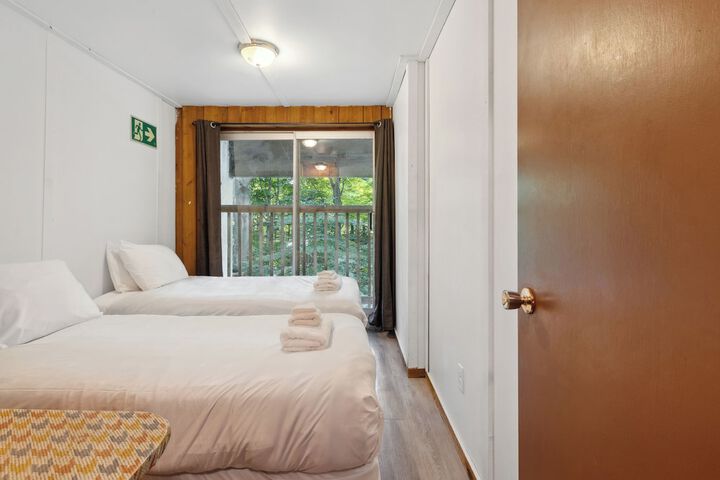 Room 13 of 69