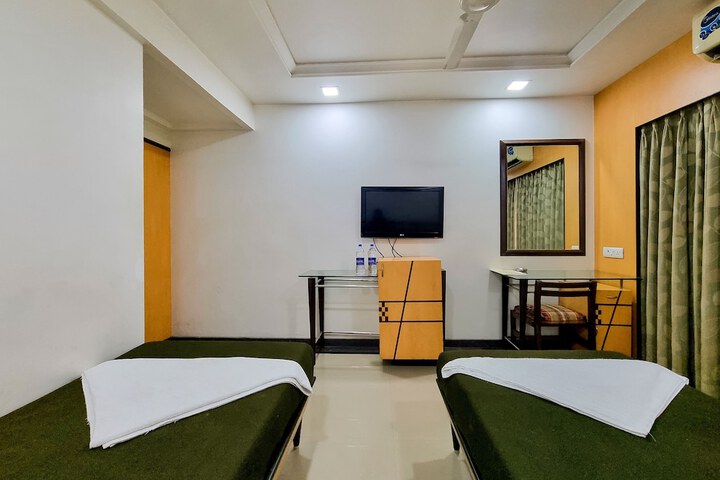Room 10 of 54