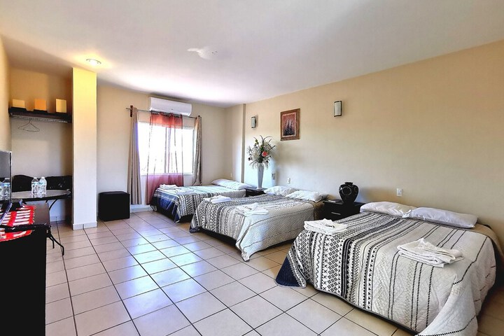 Room 20 of 104