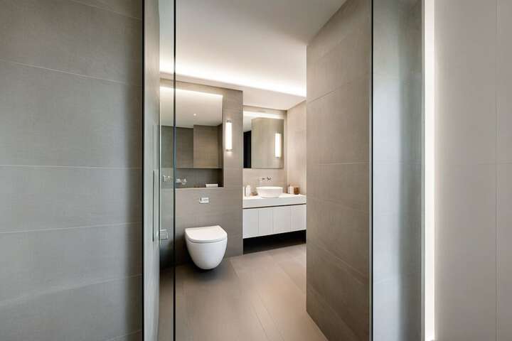 Room 10 of 22
