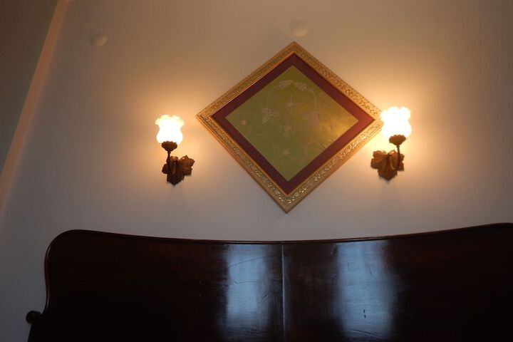 Room 50 of 92