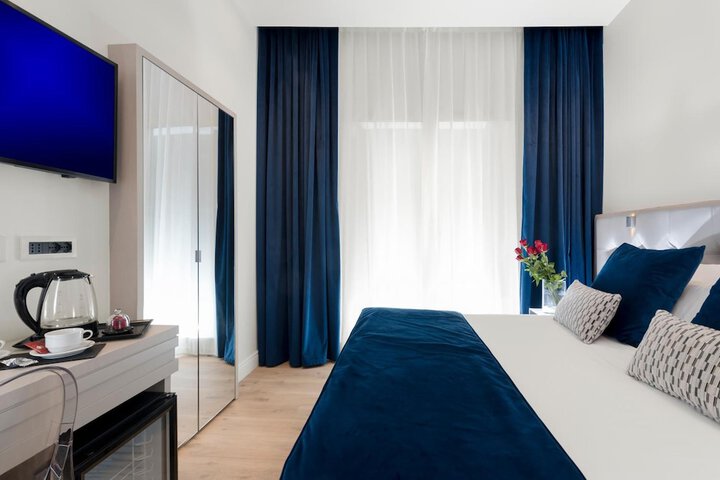 Room 12 of 54