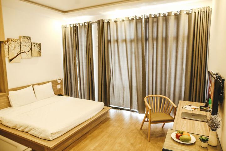 Room 16 of 32