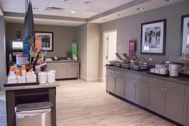 Breakfast area