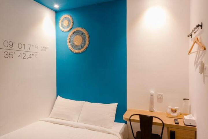 Room 17 of 45
