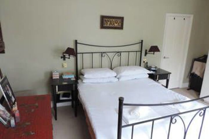 Room 5 of 28