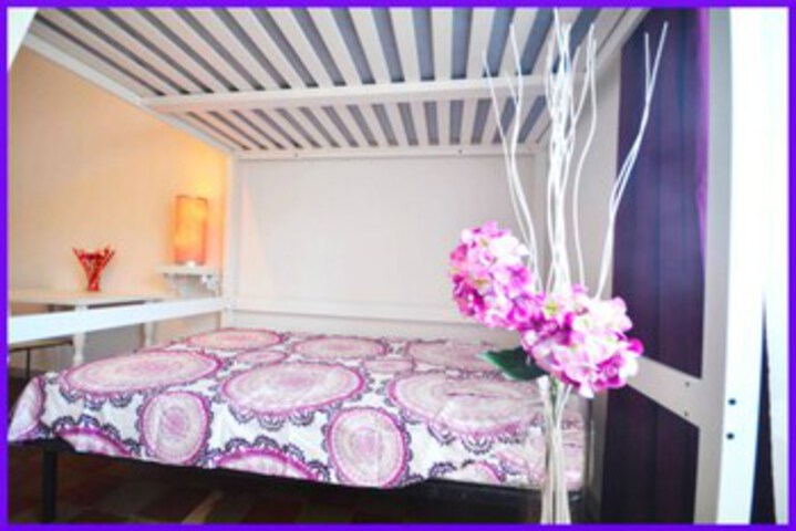 Room 18 of 23